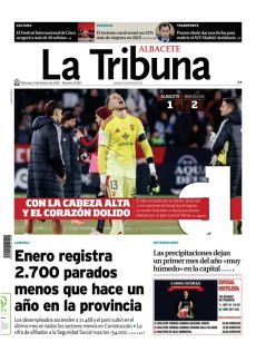 CON LA CABEZA ALTA Y EL CORAZÓN DOLIDO